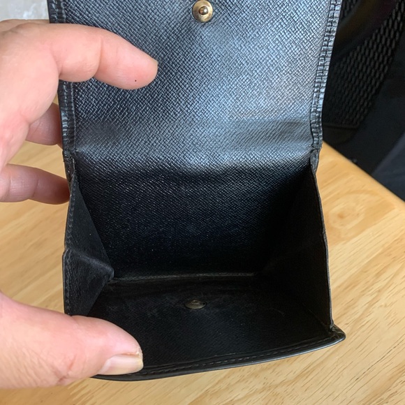Vintage LV Epi Black Leather Men's Wallet - Picture 2 of 10